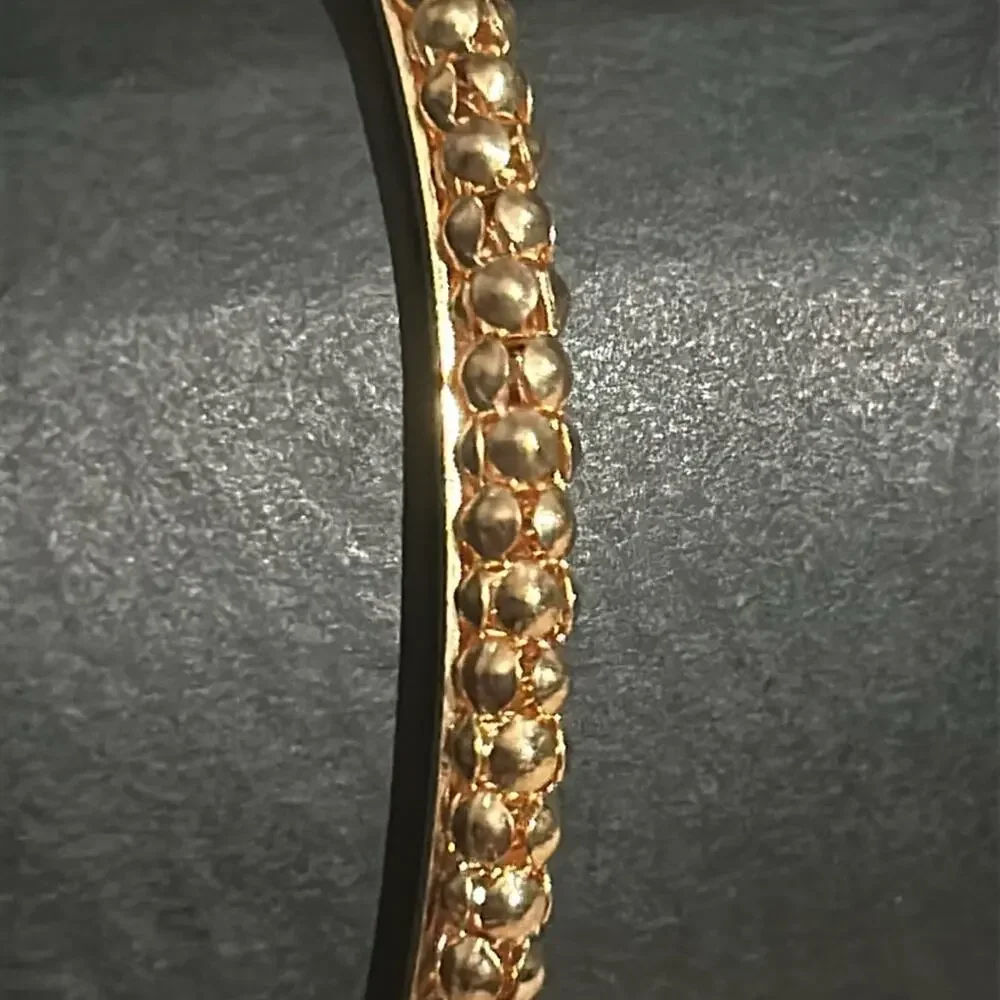 Women’s vintage dainty gold tone bangle bracelet one‎ size measurements shown